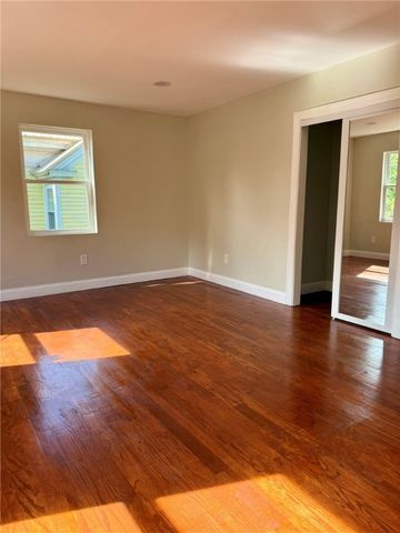 27 North Washington Avenue, Oxford, NY 13830