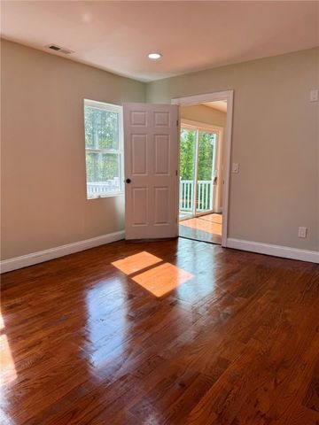 27 North Washington Avenue, Oxford, NY 13830