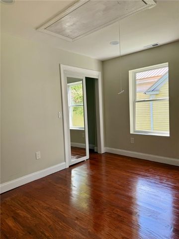 27 North Washington Avenue, Oxford, NY 13830