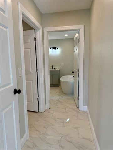 27 North Washington Avenue, Oxford, NY 13830