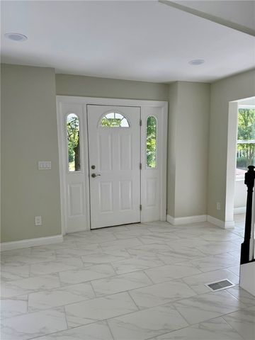 27 North Washington Avenue, Oxford, NY 13830