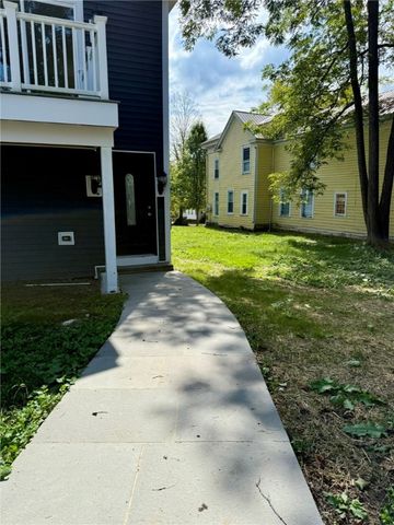 27 North Washington Avenue, Oxford, NY 13830