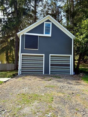 27 North Washington Avenue, Oxford, NY 13830