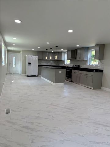 27 North Washington Avenue, Oxford, NY 13830