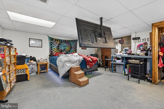 272 SLACKWATER RD, Millersville, PA 17551