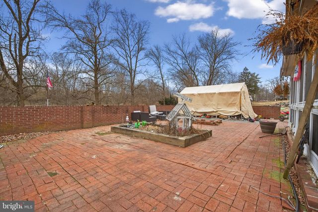 272 SLACKWATER RD, Millersville, PA 17551