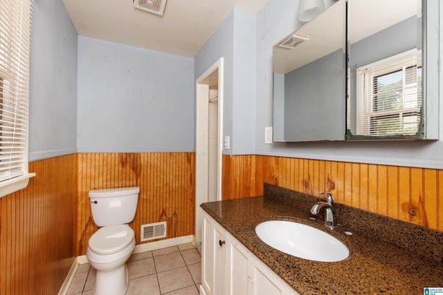 631 17TH STREET S, Bessemer, AL 35020