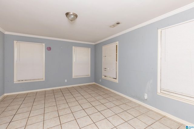 631 17TH STREET S, Bessemer, AL 35020