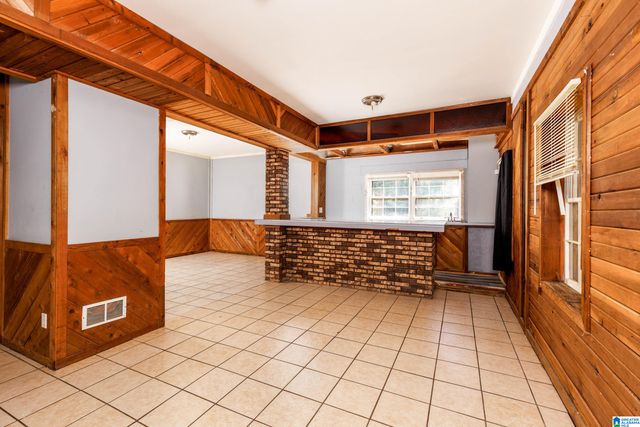 631 17TH STREET S, Bessemer, AL 35020