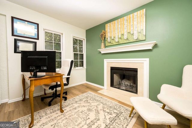 127 Lablanc Way NW, Atlanta, GA 30327