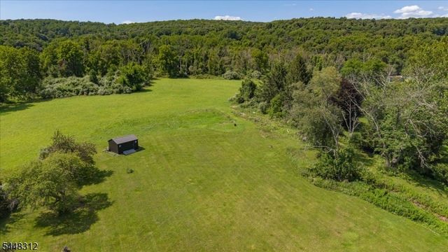 420 Trimmer Road, Lebanon Twp., NJ 07830