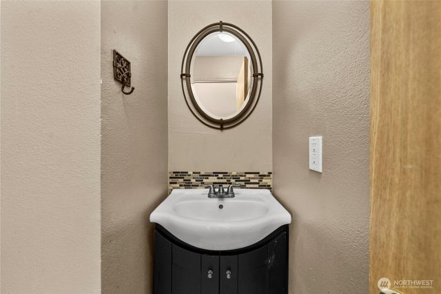 11601 212th Street E, Graham, WA 98338