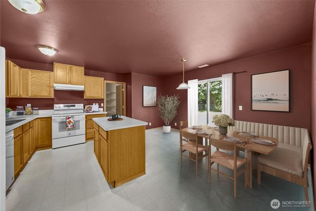 11601 212th Street E, Graham, WA 98338