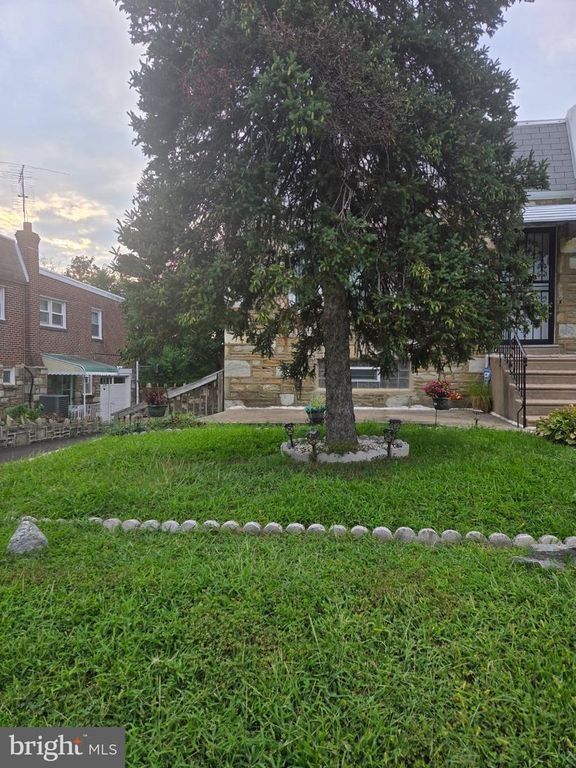 8116 LEONARD ST, PHILADELPHIA, PA 19152 — photo 2