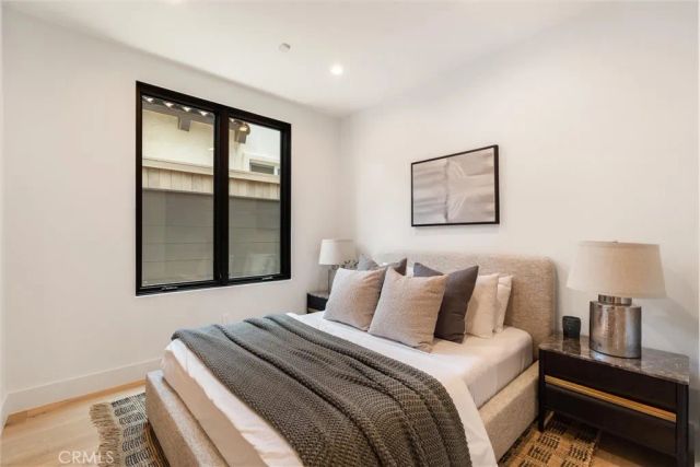409 Crest Drive, Manhattan Beach, CA 90266