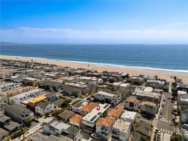 409 Crest Drive, Manhattan Beach, CA 90266