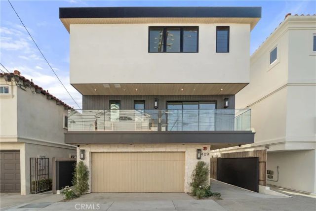 409 Crest Drive, Manhattan Beach, CA 90266