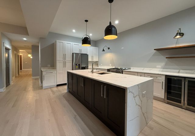 2839 W Monroe Street, Chicago, IL 60612