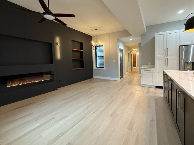 2839 W Monroe Street, Chicago, IL 60612