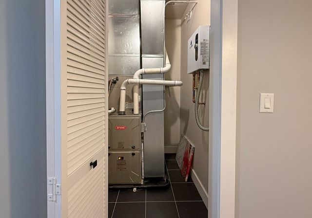 2839 W Monroe Street, Chicago, IL 60612