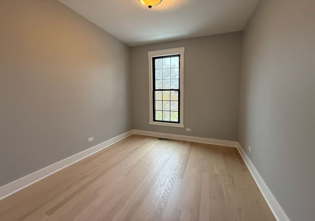 2839 W Monroe Street, Chicago, IL 60612