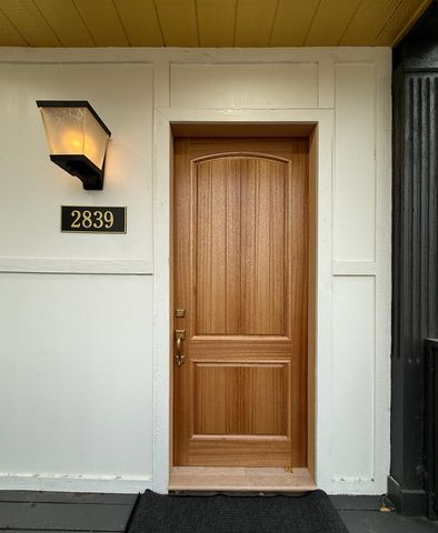 2839 W Monroe Street, Chicago, IL 60612