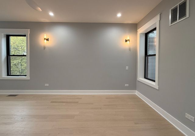 2839 W Monroe Street, Chicago, IL 60612