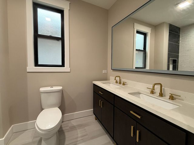 2839 W Monroe Street, Chicago, IL 60612