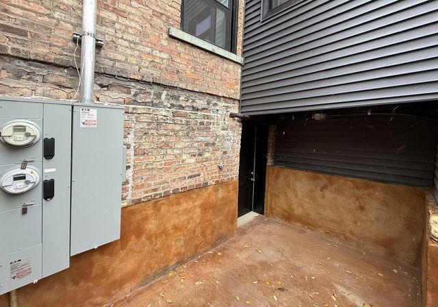 2839 W Monroe Street, Chicago, IL 60612