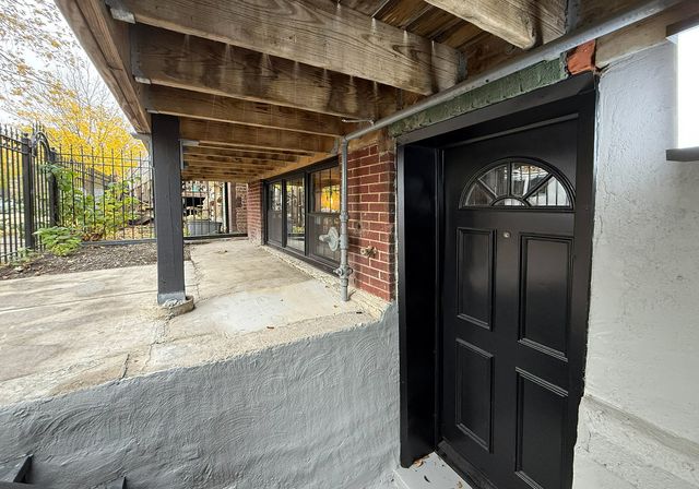 2839 W Monroe Street, Chicago, IL 60612