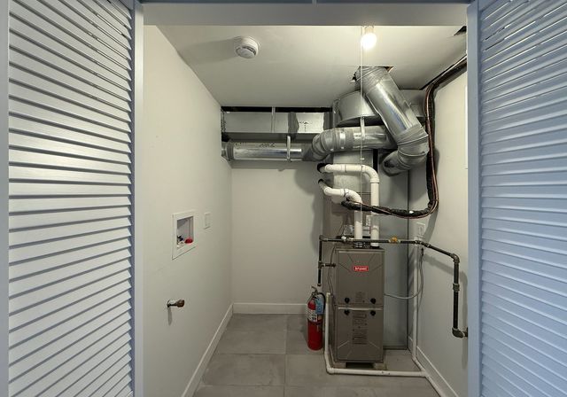 2839 W Monroe Street, Chicago, IL 60612