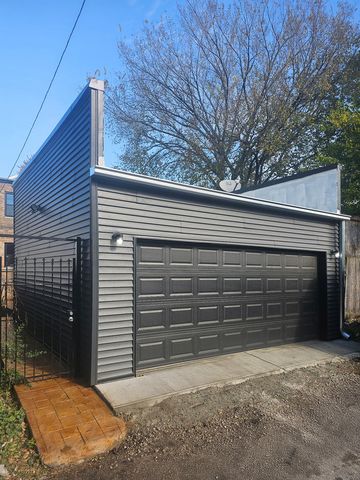 2839 W Monroe Street, Chicago, IL 60612