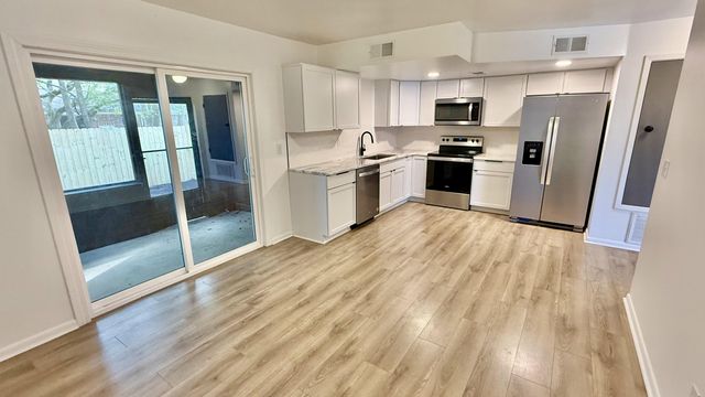 137 Valencia Drive, Fort Walton Beach, FL 32547