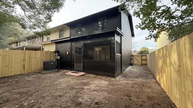 137 Valencia Drive, Fort Walton Beach, FL 32547