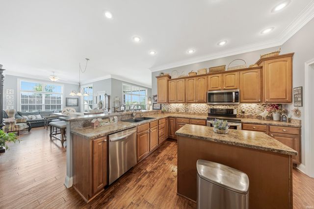 1034 Johannes Court, Evansville, IN 47725