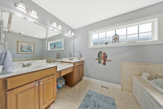 1034 Johannes Court, Evansville, IN 47725
