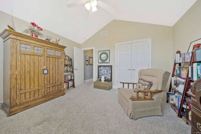 1034 Johannes Court, Evansville, IN 47725