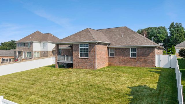 1034 Johannes Court, Evansville, IN 47725