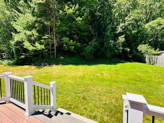 170 Treetop Ave, Springfield, MA 01118