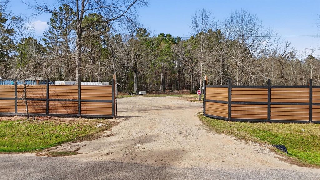 7914 Boars Head Place, Montgomery, TX 77316