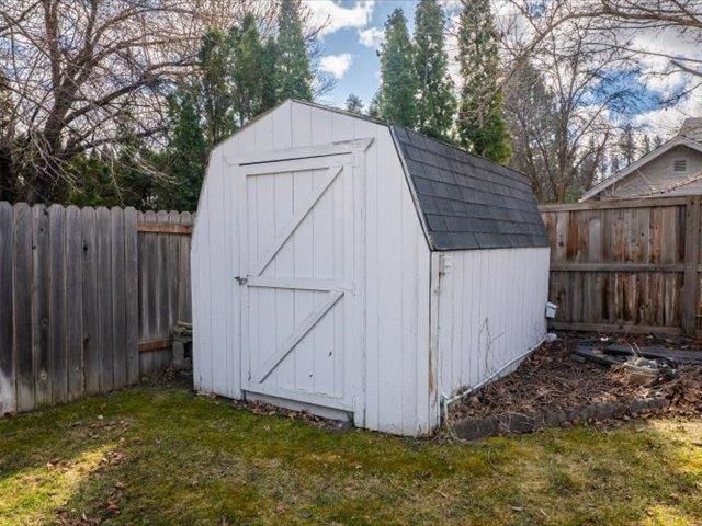 621 W Teal Ave, Spokane, WA 99218