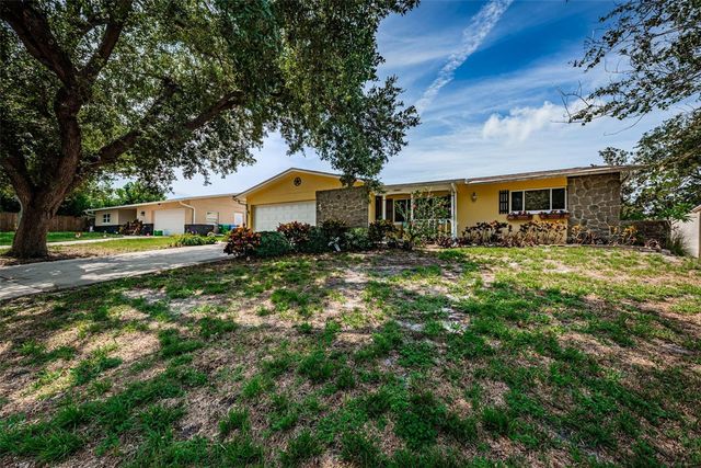 13940 87TH AVENUE, Seminole, FL 33776