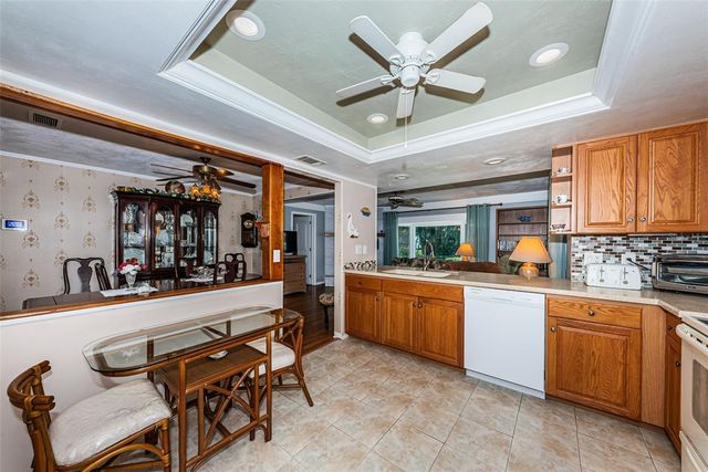 13940 87TH AVENUE, Seminole, FL 33776