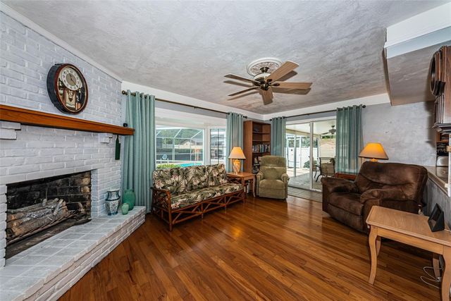 13940 87TH AVENUE, Seminole, FL 33776