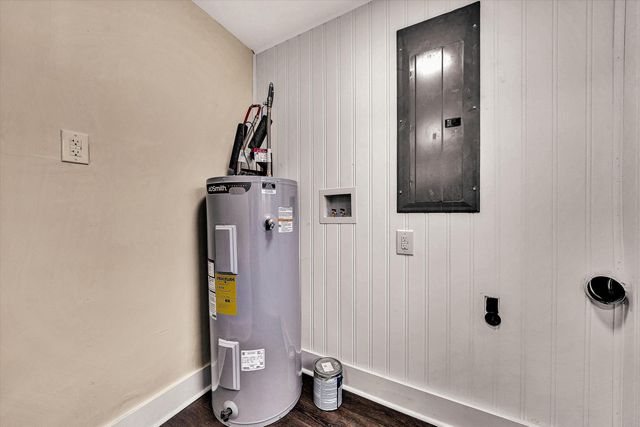 2228 Eastland AVE, Roanoke, VA 24013