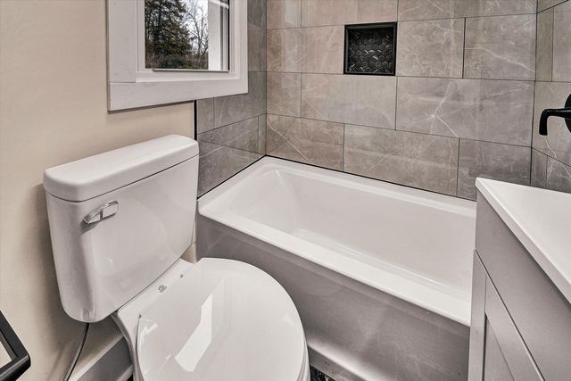 2228 Eastland AVE, Roanoke, VA 24013