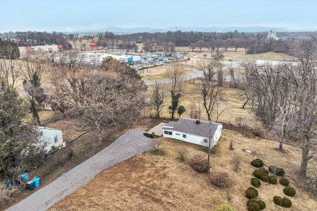 2228 Eastland AVE, Roanoke, VA 24013