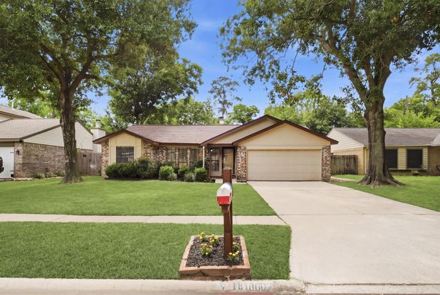18607 Hiddenbay Way, Spring, TX 77379