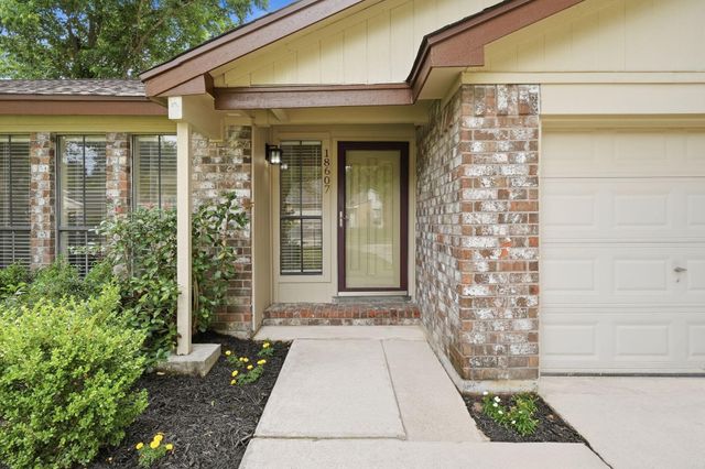 18607 Hiddenbay Way, Spring, TX 77379