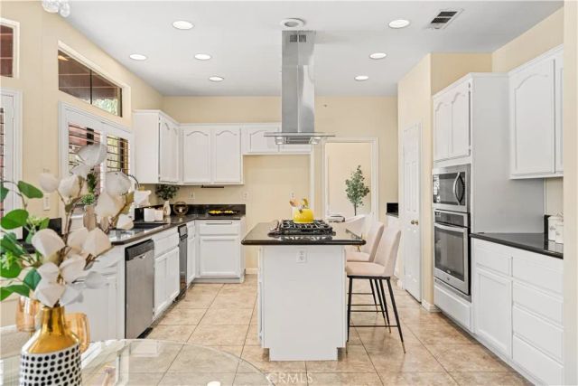 11259 Oak Brook Court, Rancho Cucamonga, CA 91737